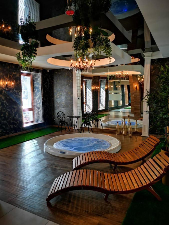 Aviator Hotel Restauracja & Spa 파비아니체 외부 사진