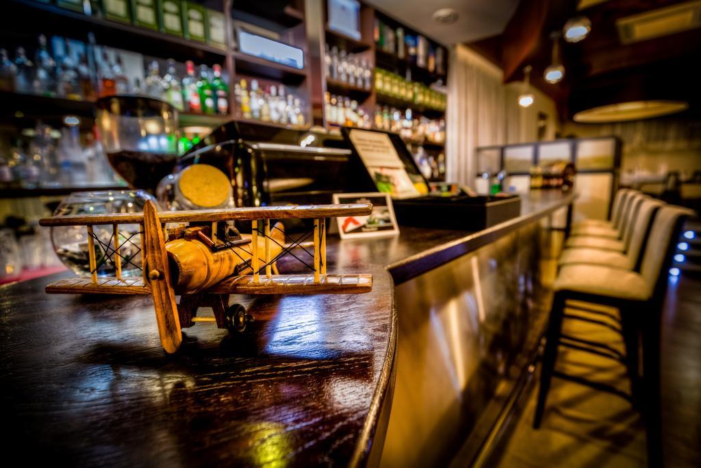 Aviator Hotel Restauracja & Spa 파비아니체 외부 사진